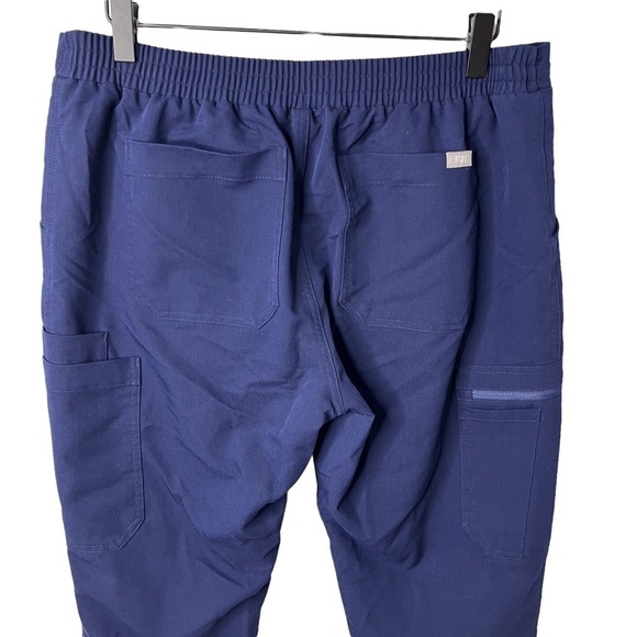 Figs Scrubs Technical Collection Cargo Utility Pants Blue Size Medium 10 Pockets - Picture 7 of 9